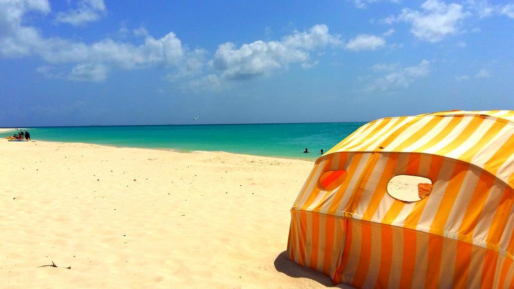 Dorado Eagle Beach Hotel Oranjestad Dış mekan fotoğraf