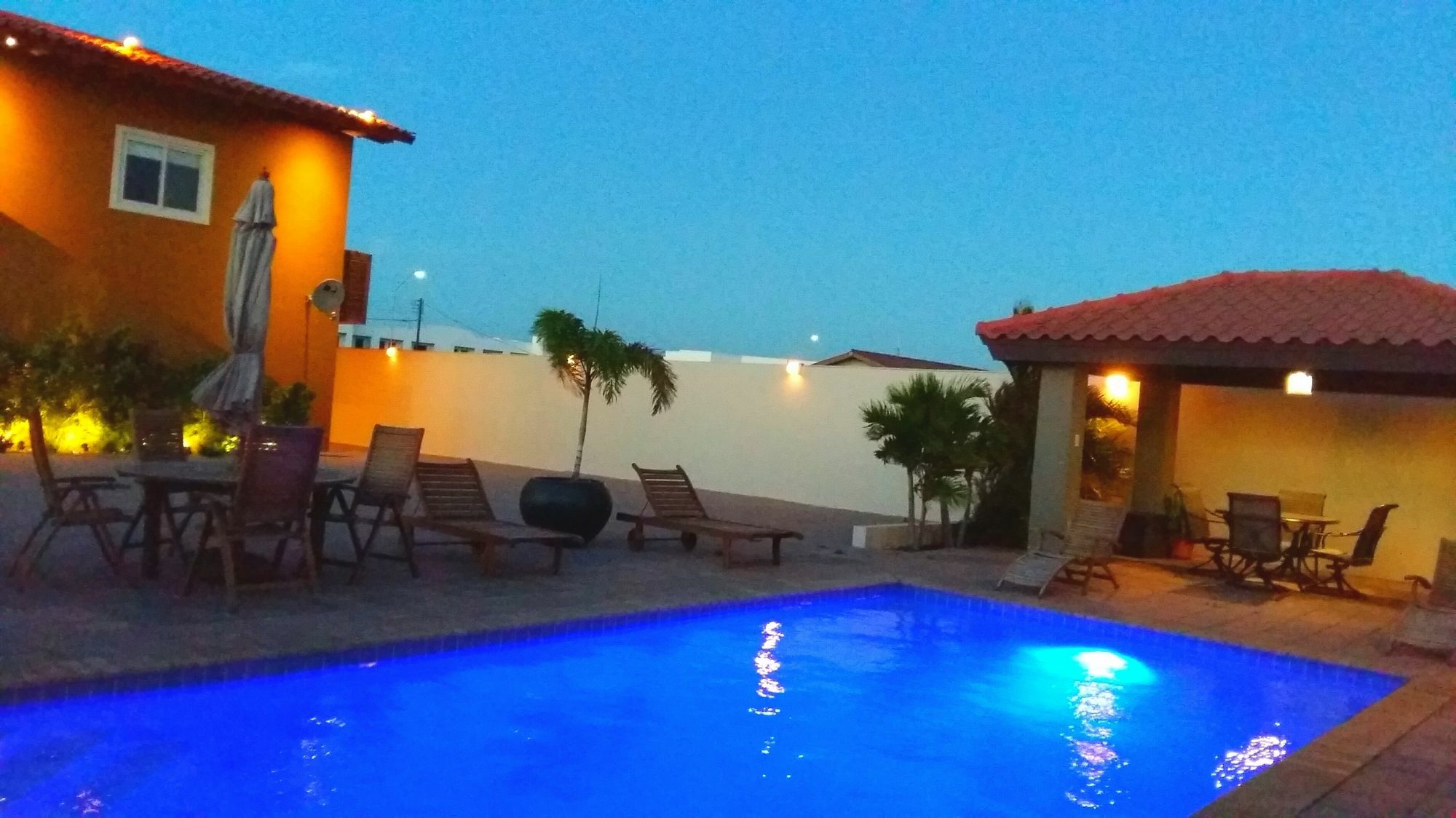 Dorado Eagle Beach Hotel Oranjestad Dış mekan fotoğraf
